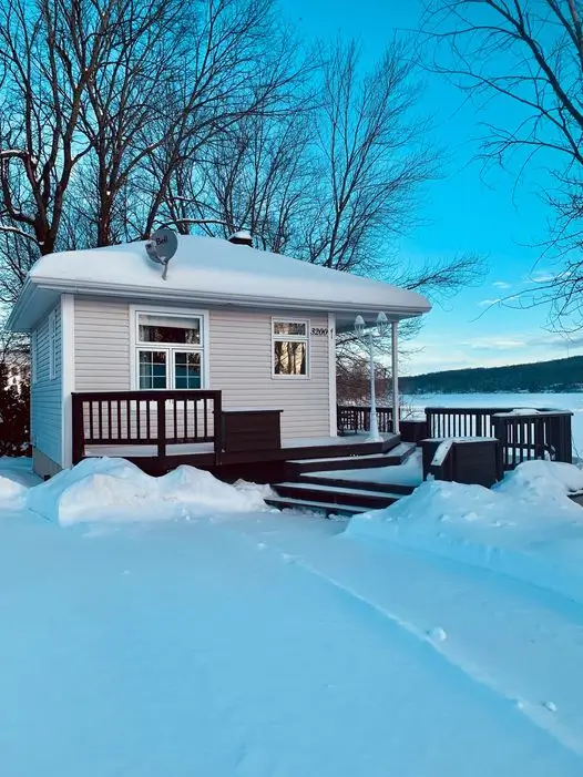 Petit chalet en hiver petit chalet en hiver